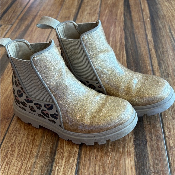 Native Gold Glitter Leopard Kids Boots - Picture 1 of 11